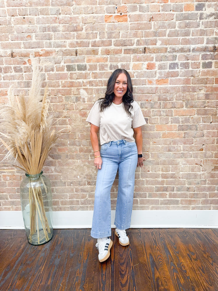 Darla Basic Top-Taupe