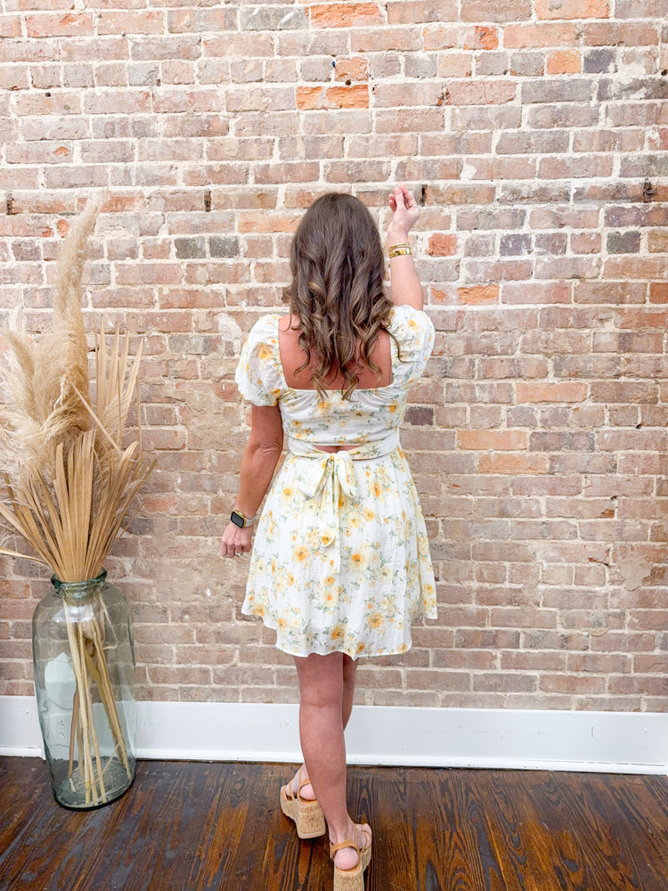 Mally Floral Puff Sleeve Dress-Yellow
