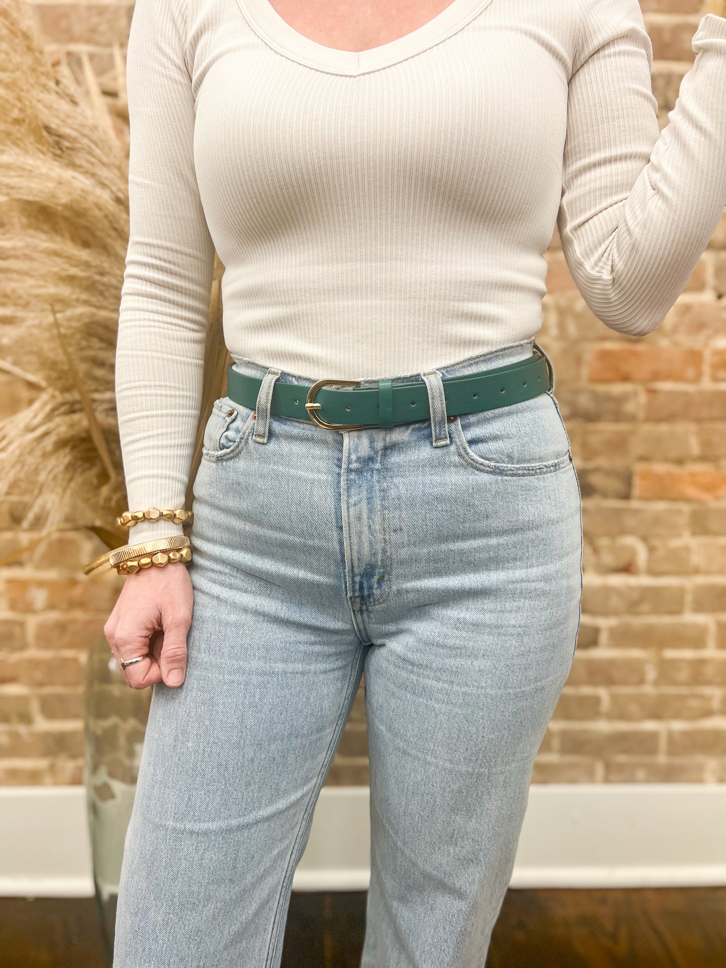 Horseshoe Buckle Belt