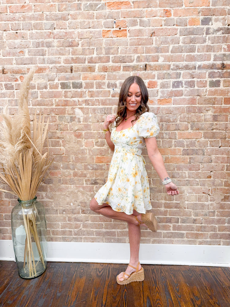 Mally Floral Puff Sleeve Dress-Yellow