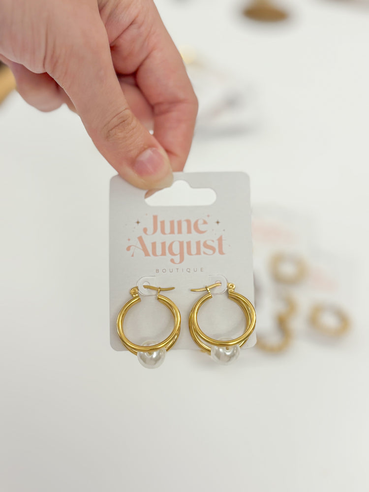 Non-Tarnish Pearl Hoops