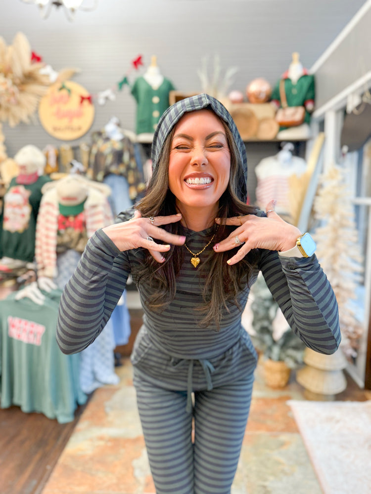 Sage Striped Set-Navy/Olive