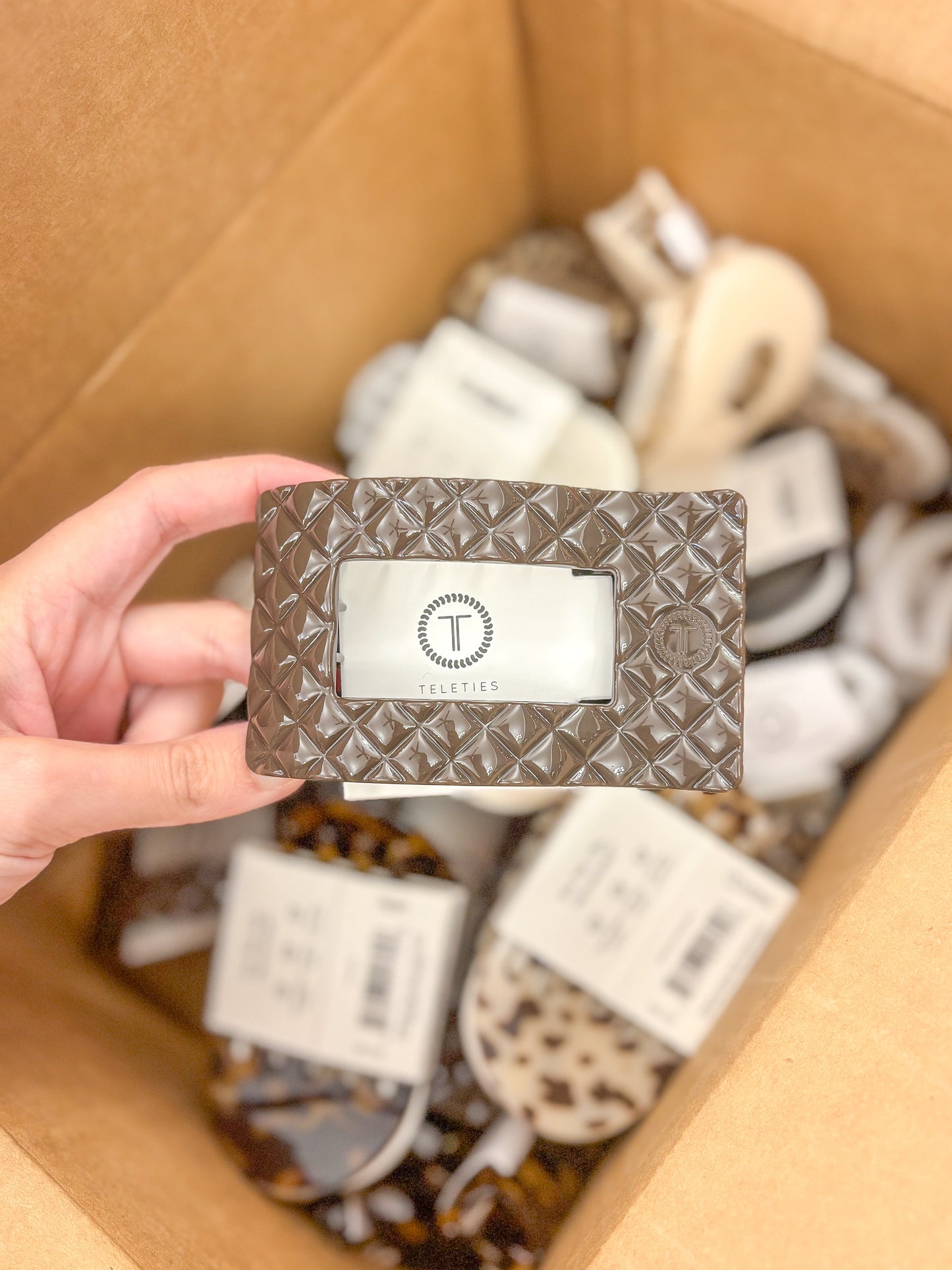 Teleties Rectangle Flat Hair Clip- Medium