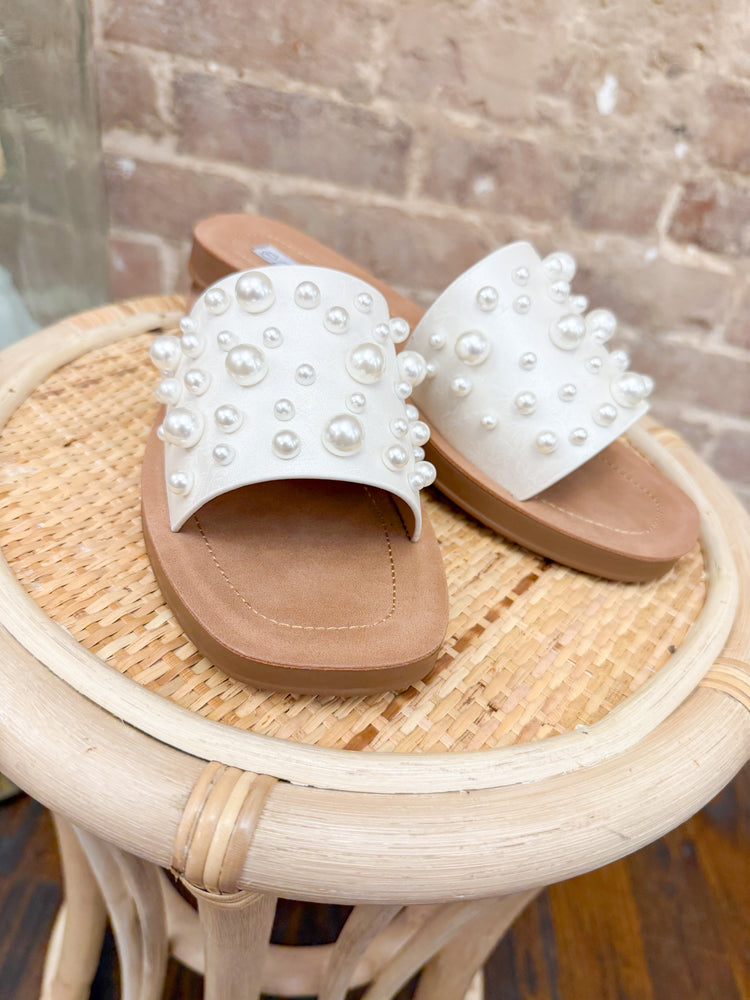 Willow Pearl Sandals