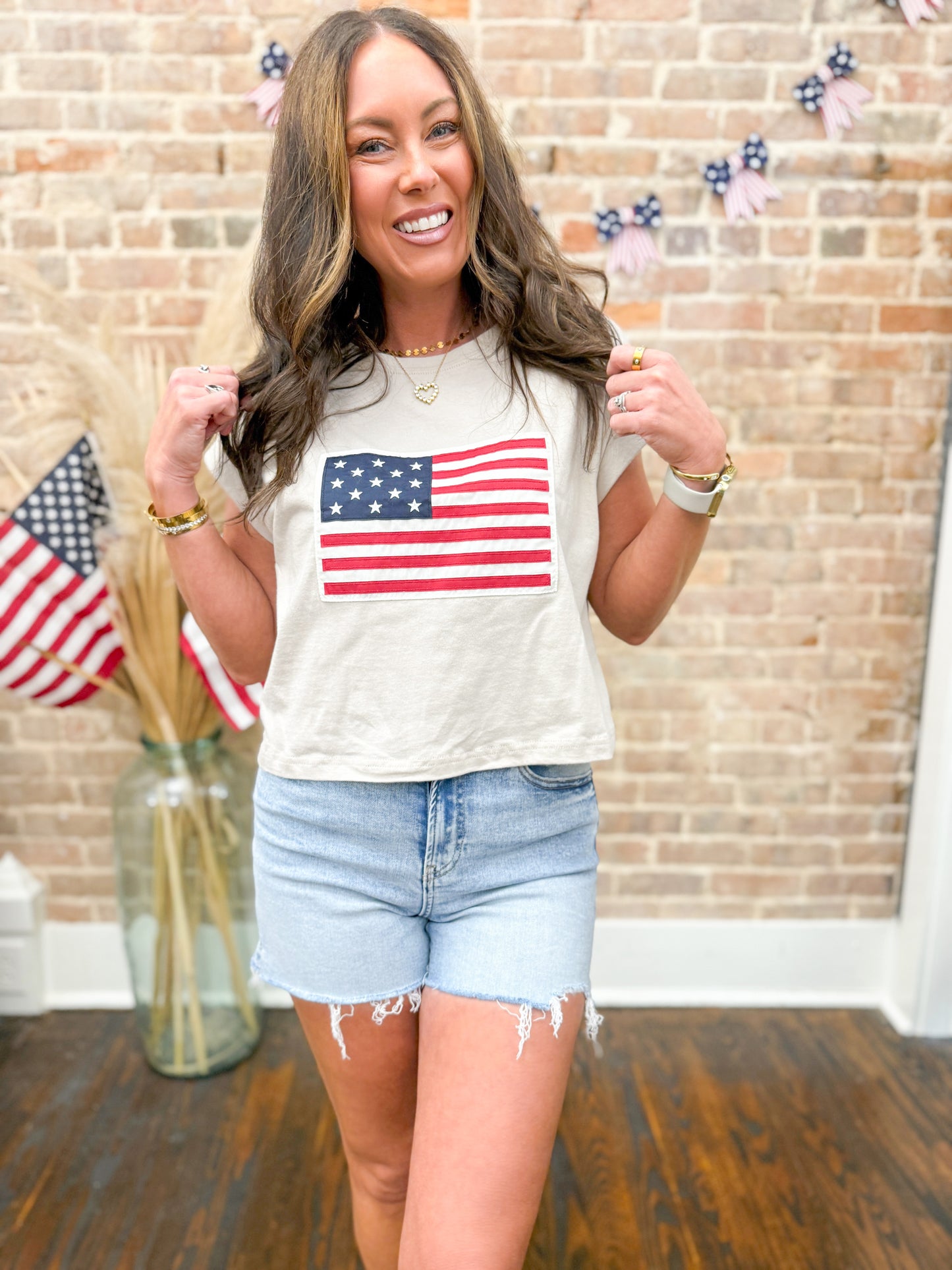 Liberty American Flag Tee - Beige