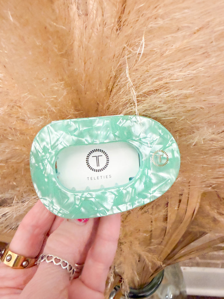 Teleties Flat Hair Clip- Medium