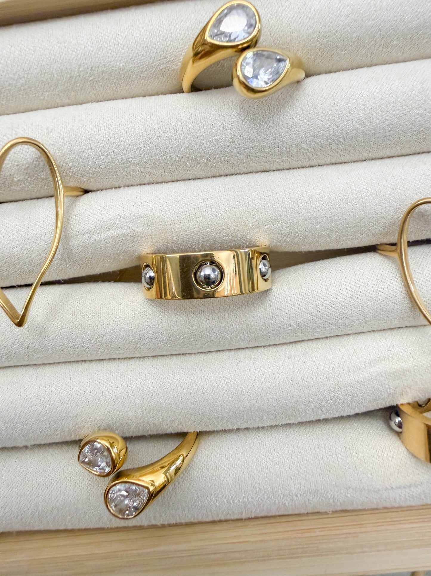 CS-Rings