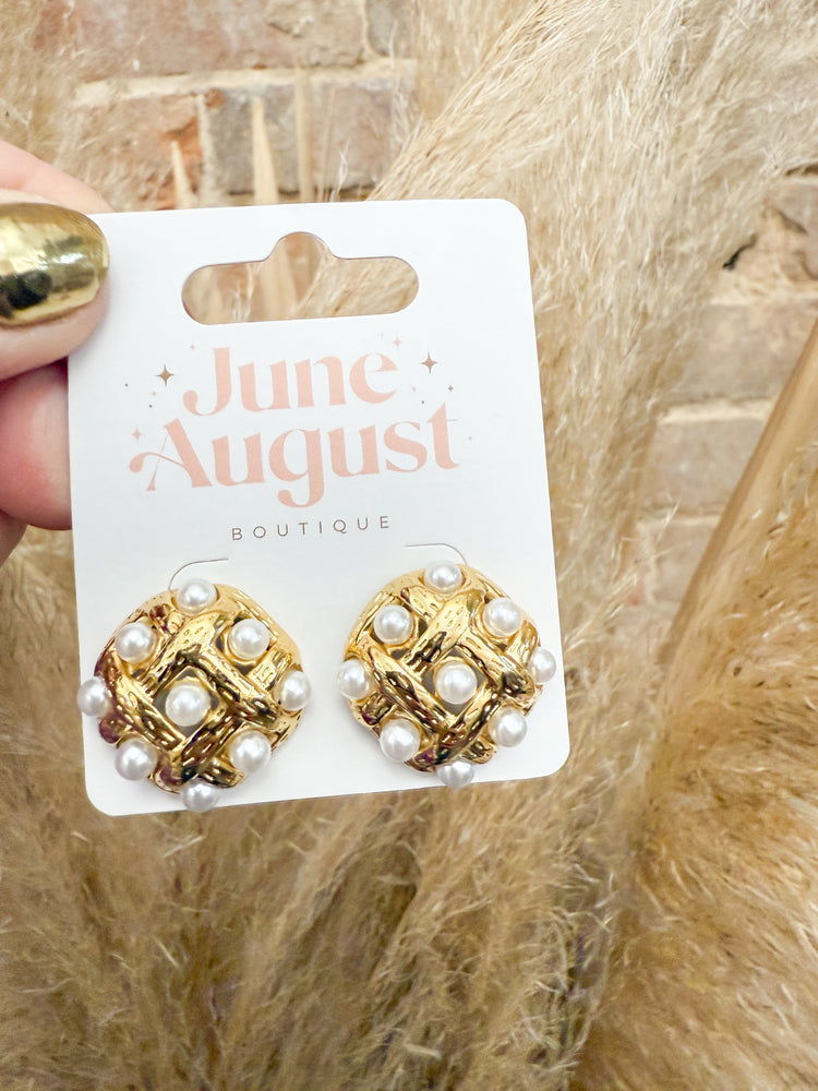 Non-Tarnish Chunky Pearl Stud Earrings