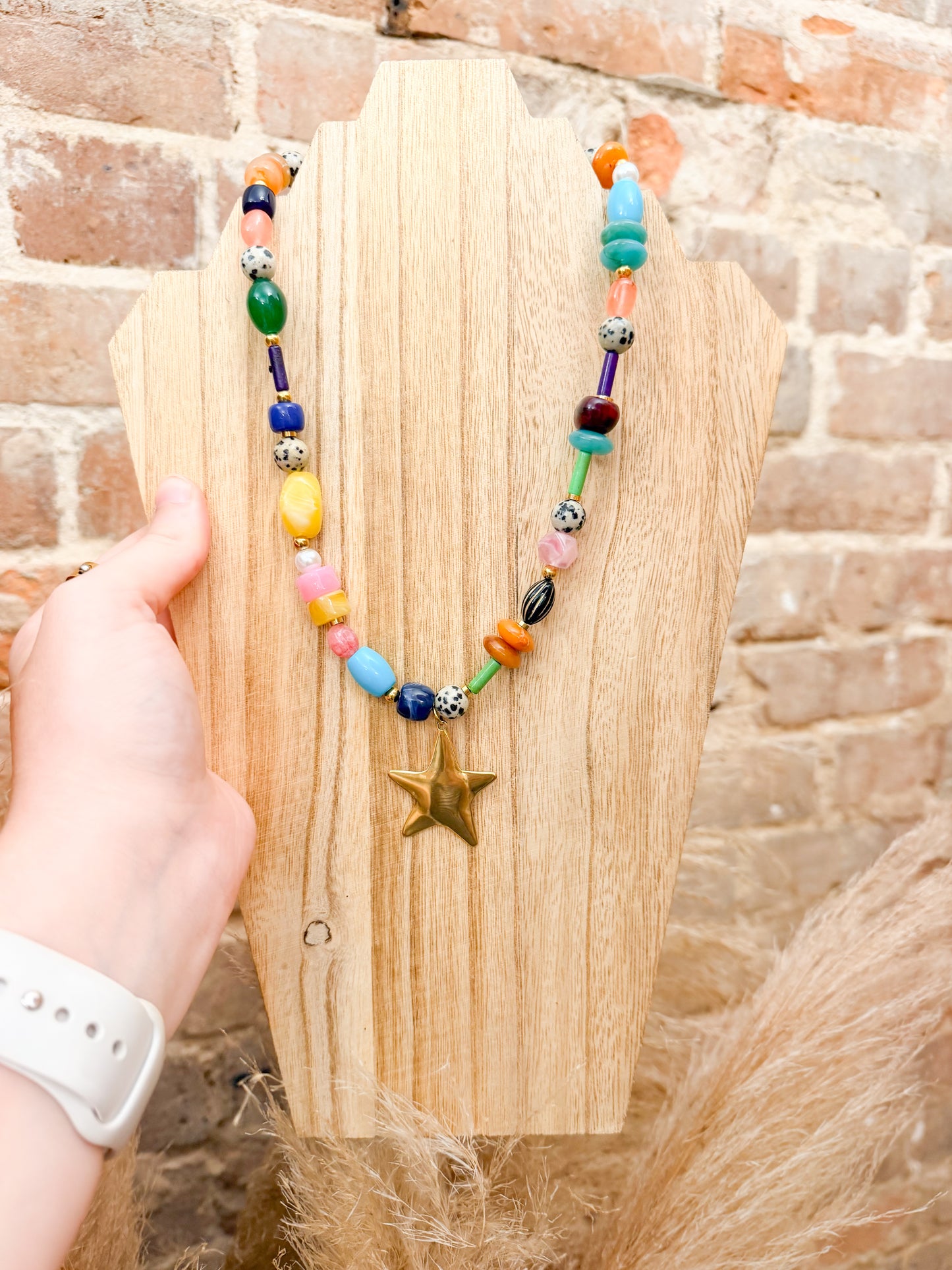Girl Glow Necklace