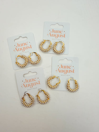 Pearl Chunky Hoops