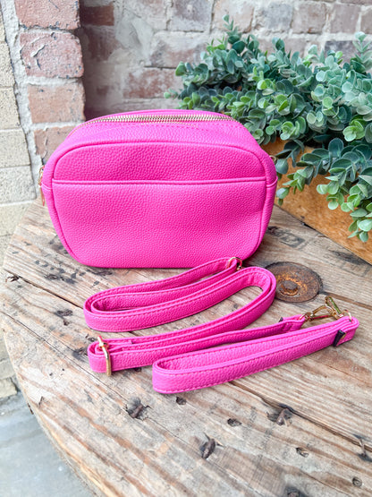 Zeta Crossbody/Wristlet